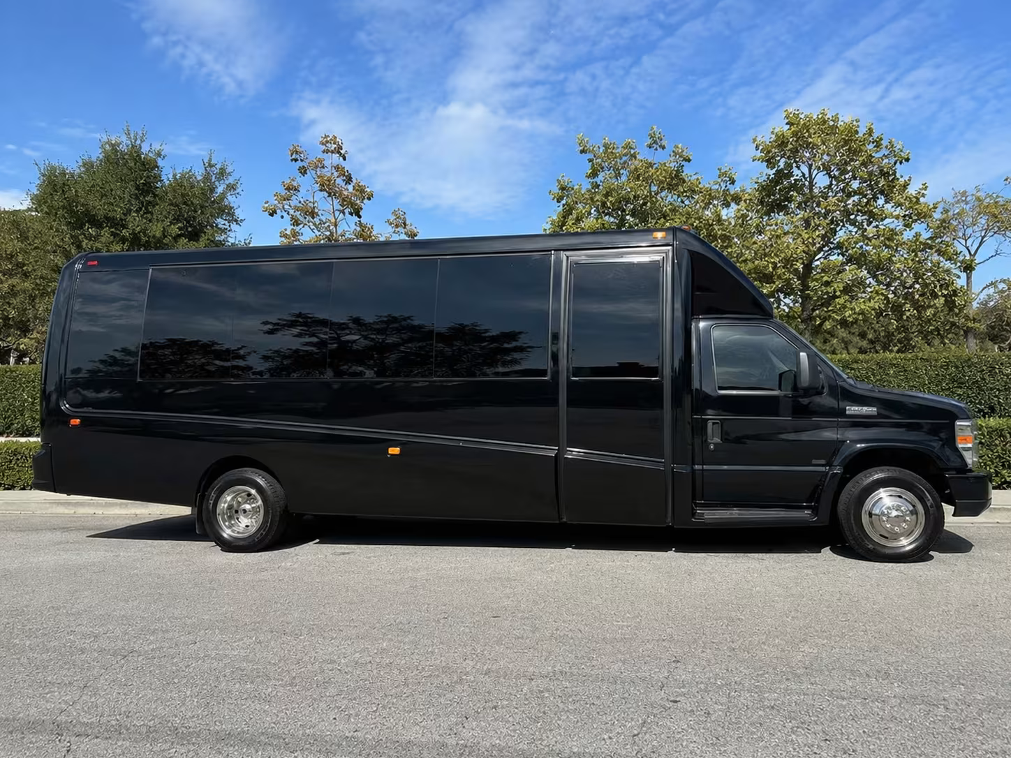 cary 15 passenger minibus rental