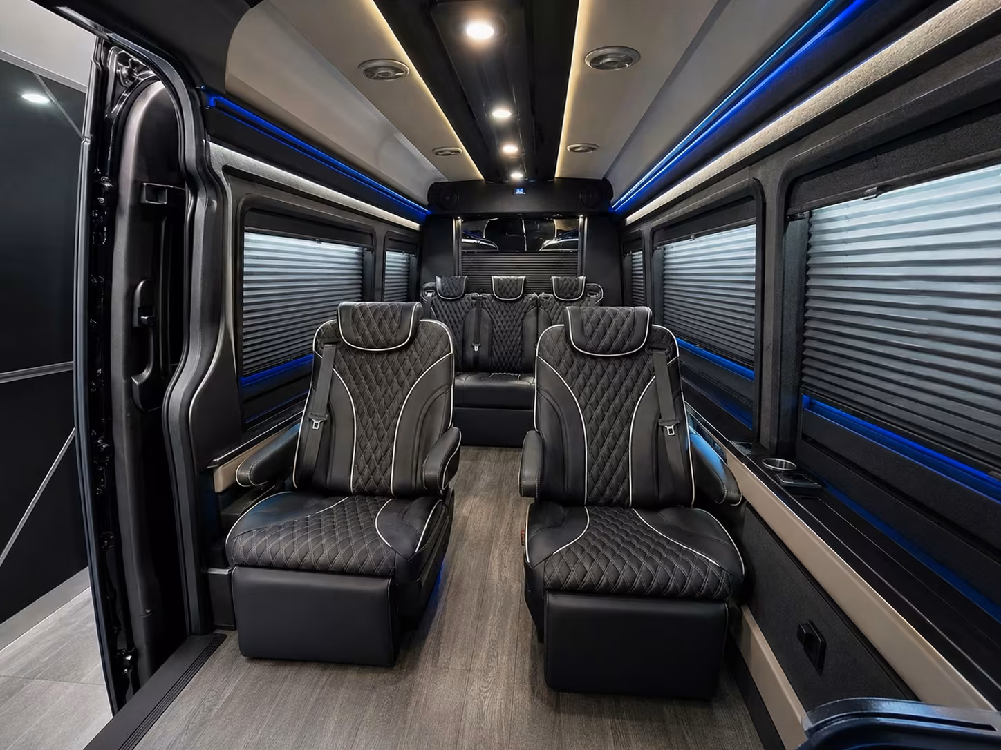 cary airport shuttle buses timed to your flight schedule
